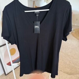 NWT INC International Concepts Women's Black V-Neck Top